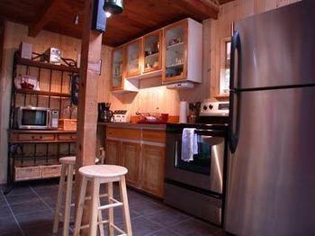 The Tree House Cottage Sechelt Exteriör bild